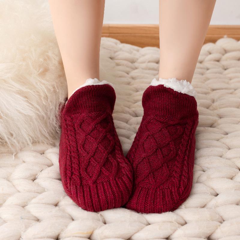 Men's & Women's Fleece-Lined Winter Floor Socks: Thick, Warm, Indoor Slipper-Style with Dots.