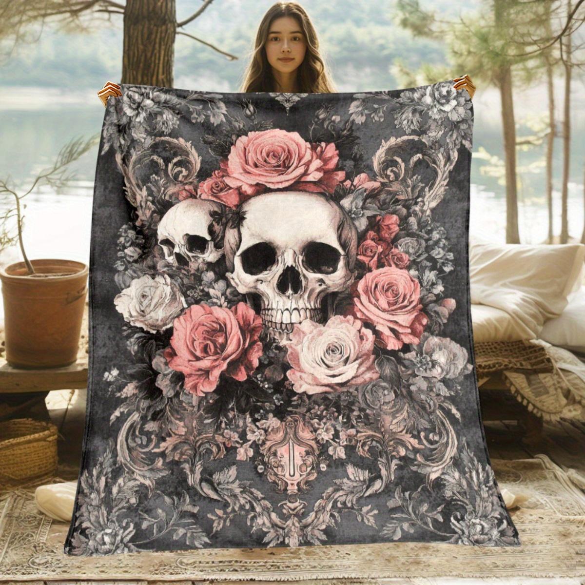 

1pc Gothic Floral Skull Blanket - Lightweight Flannel Throw with Pink Roses & White Skulls, Soft & Warm for Sofa, Camping, Livin 130x150cm