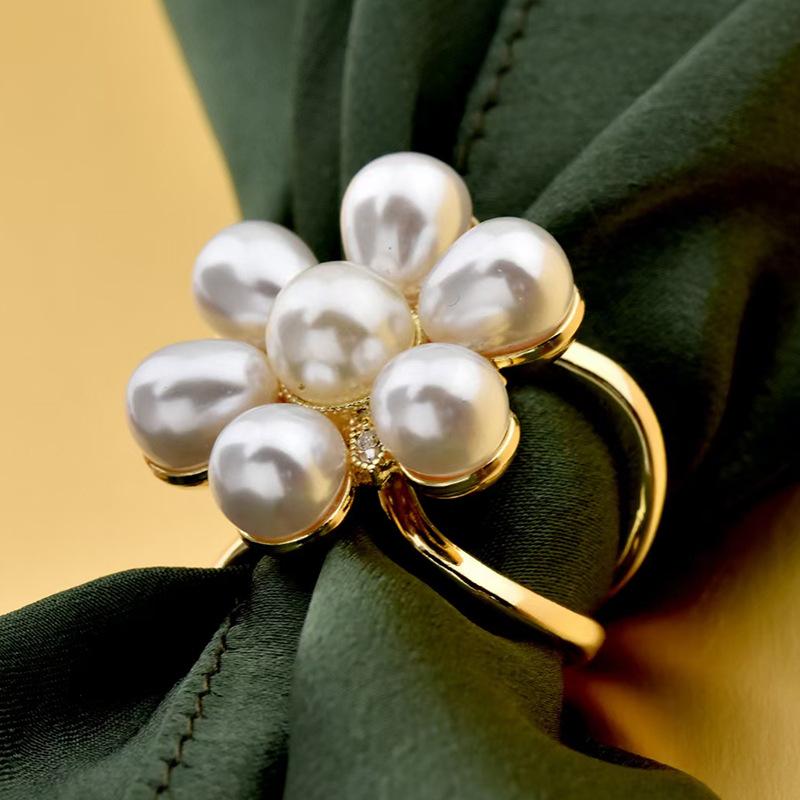 Neue Kamelien-Seidenschalschnalle, französische Retro-Perlenschalschnalle, quadratische Ringschnalle, orangefarbene Kristallschalschnalle für Frauen