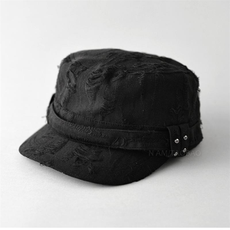 

2025 Vintage Ripped Hole Hip Hop Punk Flat Cap Man Korean Fashion Rivet Distressed Hats For Woman One Size чёрный