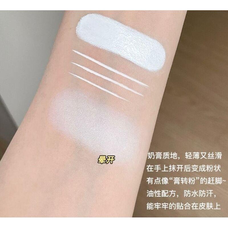 GELLA'S - Soft Highlighter Foundation Cream