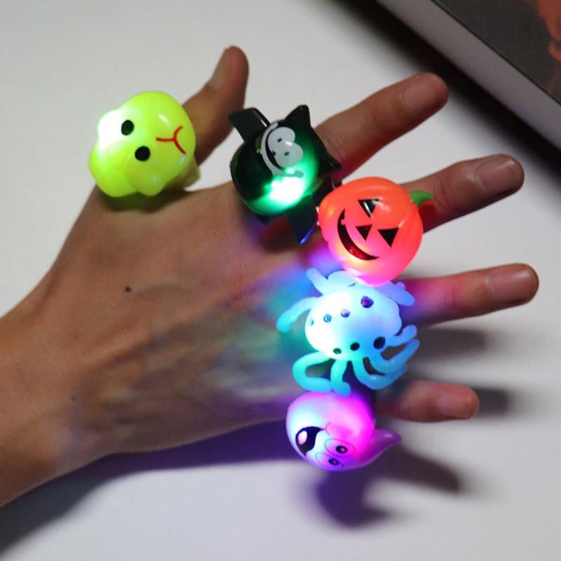 Luminous Prom Party Finger Lights Pumpkin Skull Glowing Ring Novelty Trick Or Treat Halloween Decor Flashing Toys