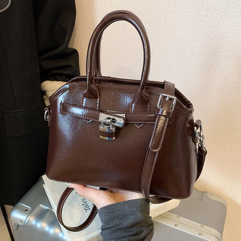 Portable Premium Casual Bag Women's 2025 New Korean Version Fashion Versatile Shoulder Bag Trend Versatile Casual Women's Bag