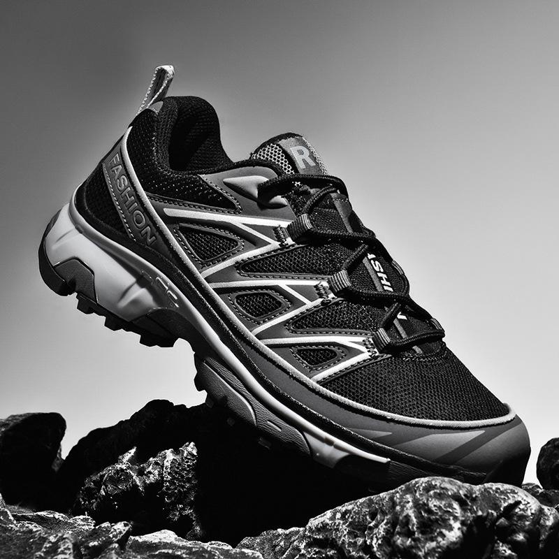 Outdoor Professional Hiking Shoes Men's Non-slip and Wear-resistant Climbing Sports Shoes Men's Casual Hiking Shoes Travel Equipment