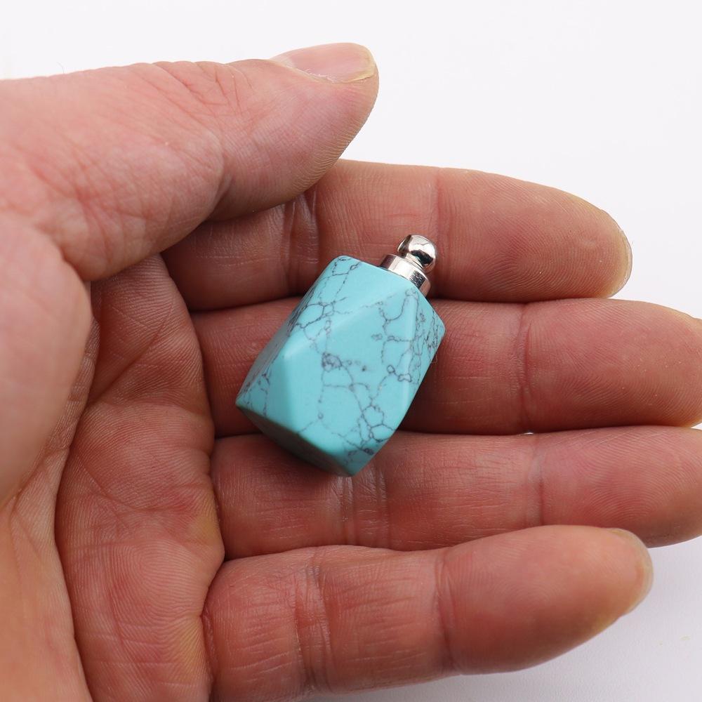 Natural Crystal Rough Stone Polyhedral Perfume Bottle Pendant Rough Stone Polished Crystal Essential Oil Bottle Necklace N769