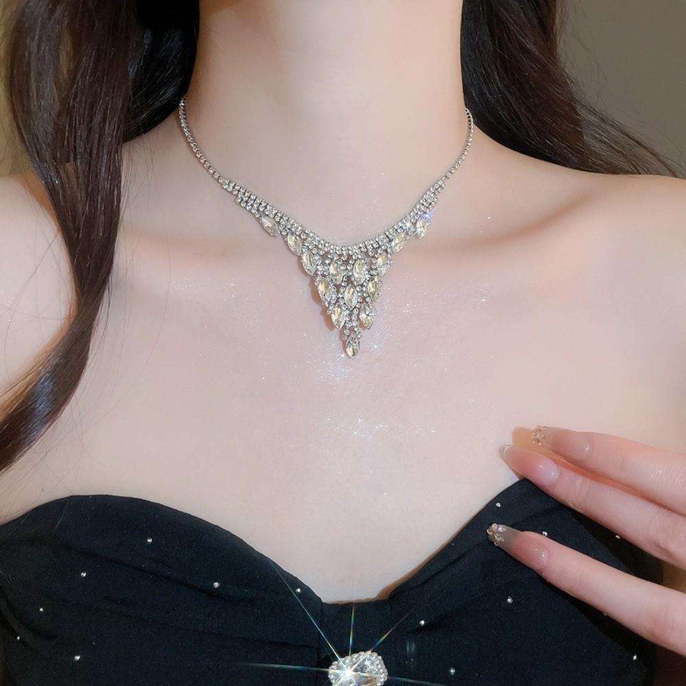 2 pieces Water Drop Rhinestone Jewelry Set Inlaid Crystal Necklace Set  Banquet