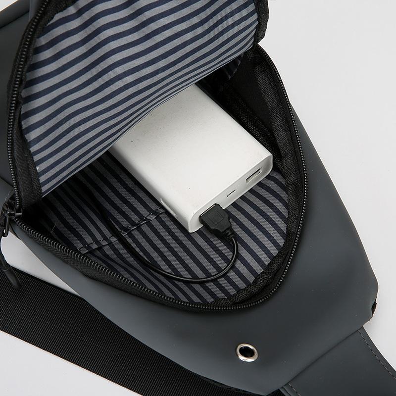 Men Bag Fashion New Solid Color Men Chest Bag Outdoor Casual Fashion One Shoulder Crossbody Bag USB Charging Shoulder Bags