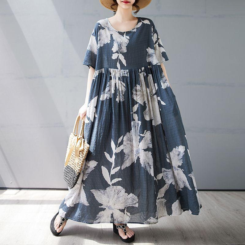 

Plus size Women Simple and Stylish Bohemian Long dress Summer New Extra Large Short sleeve round Neck Print Dress Dark blue flowers One size