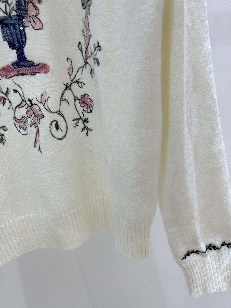 Women's Heavy Duty Wool Knit Embroidered Pullover Sweater, Round Neck, Long Sleeve, Age-Reducing Versatile Base Layer