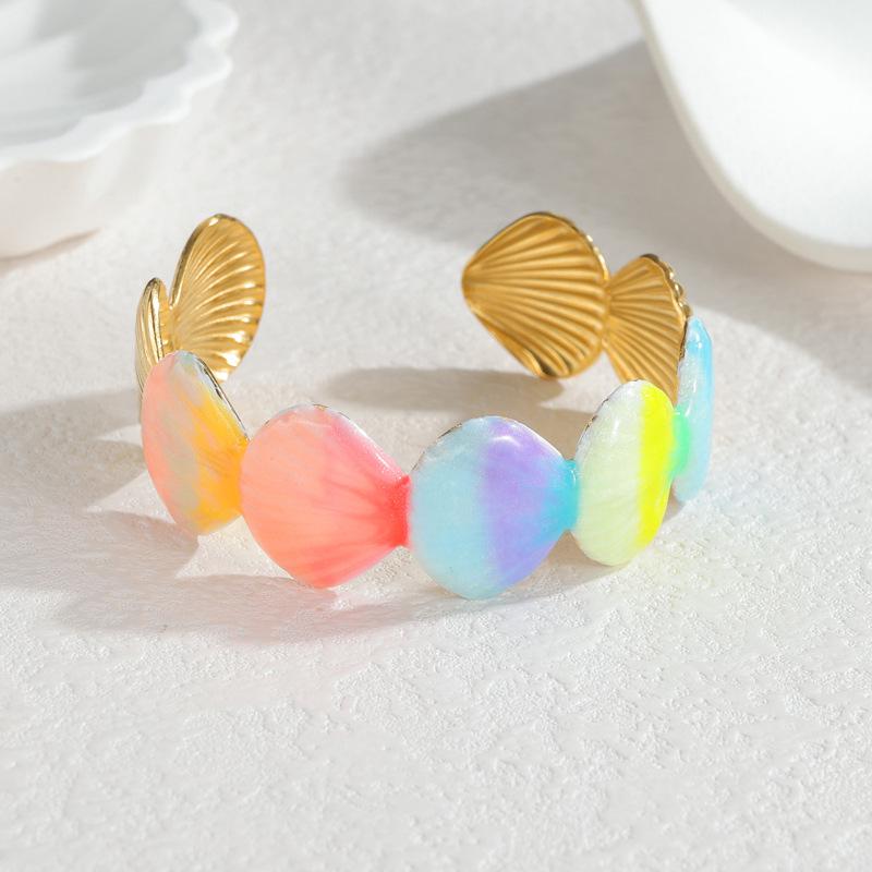 18K Gold Ocean-Style Fish Bangle: Women's Sweet Dopamine Design In Titanium Steel.
