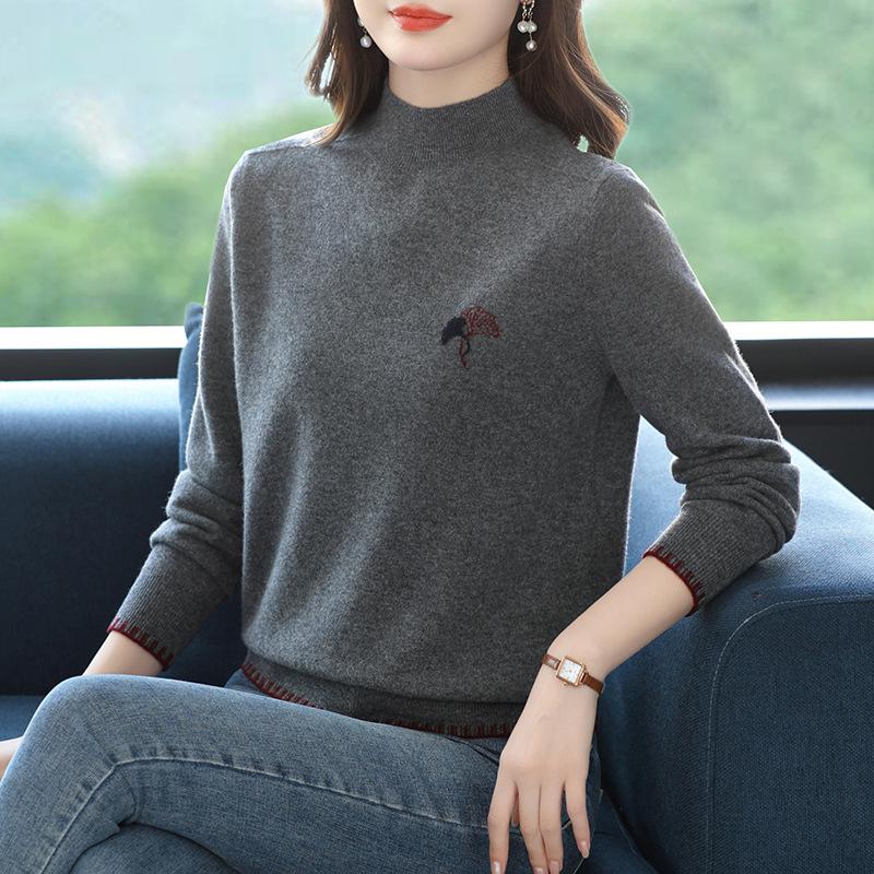 Women's Pure Wool Half-High Collar Knit Sweater - Stylish, Warm, Age-Reducing Pullover for Autumn and Winter