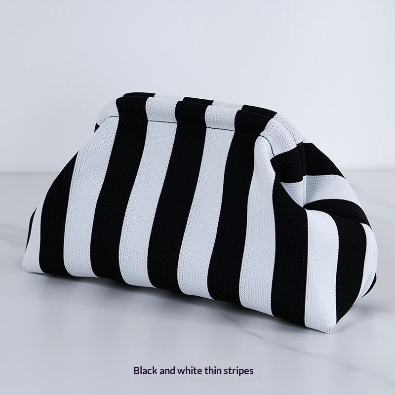 Polyester Cosmetic Clutch Bag Breathable Stain Resistant Large Capacity Makeup Bag for Ladies Daily Travel Gift