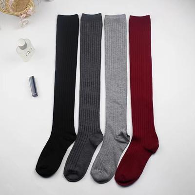 Socken & Strümpfe – Stulpen, Kniestrümpfe & Gamaschen