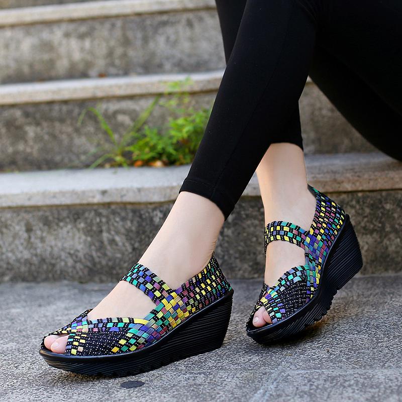 Sandales d'été noires pour femmes, avec tresse, pour la plage, à enfiler, semelle épaisse, plateforme, bout ouvert, grande taille