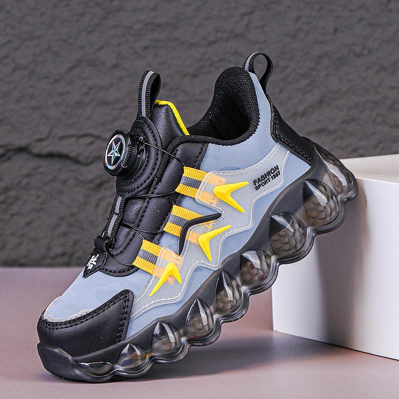 Boys' Autumn 2025 Non-Slip Breathable Sports Shoes with Rotating Buckle