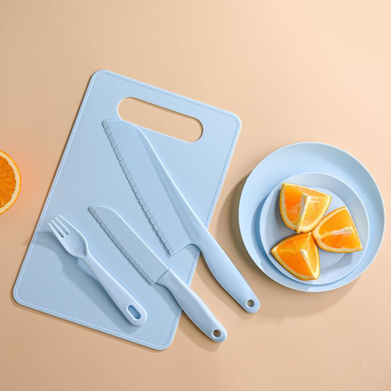 Non-slip Plastic Kitchen Knife for Cutting Fruits, Knife Set for Chopping Vegetables, Chopping Board, and Baby Food Set.