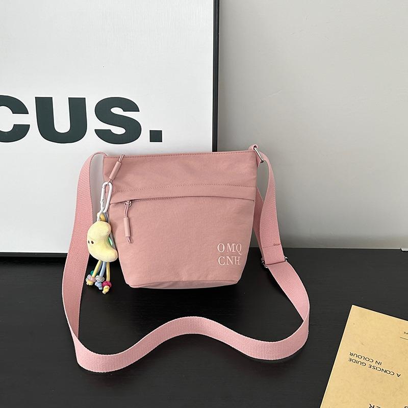 Nylontuchbeutel Damen neuer trendiger Mode tragbare kleine Bucket Bag vielseitige Schulter Umhängetasche