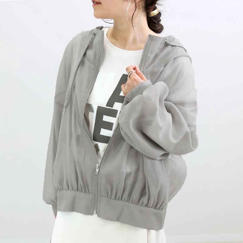 

Women s Petite Japanese Summer Sun Protection Jacket - Simple Loose Fit, Lightweight, Casual Medium серый