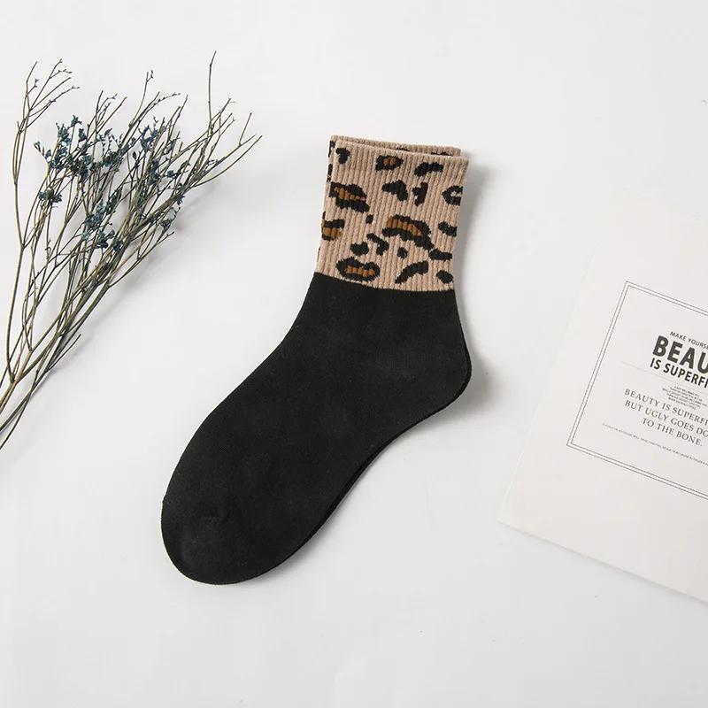 Spotted Leopard Print Women Socks Fashion  Mid-Tube  Socks For Girls Novelty Animal Pattern Japanese Style Autuma Spring  Summer