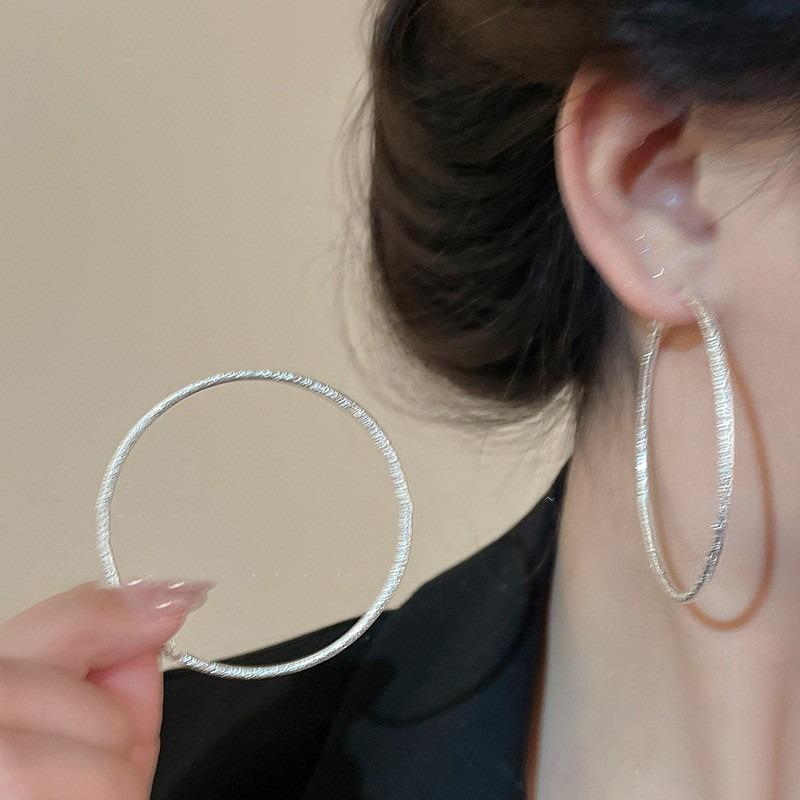Silver needle super flash zircon pearl geometric round flower earrings simple personality stud earrings niche design earrings women
