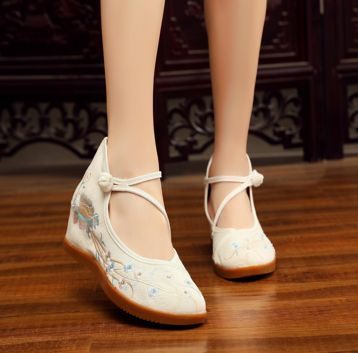 

Модная женская плетеная обувь в китайском стиле, женские клиновидные туфли с вышивкой в виде цветов, высокий верх, скрытая платформа, ремешок на щиколотке, повседневная парусиновая обувь 41 34