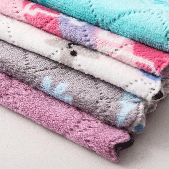 5 ks utěrek s kresleným vzorem, dvojitá vrstva, odolná proti mastnotě, silná absorpce vody, potištěné korálové fleece, měkké kuchyňské utěrky, domácí potřeby