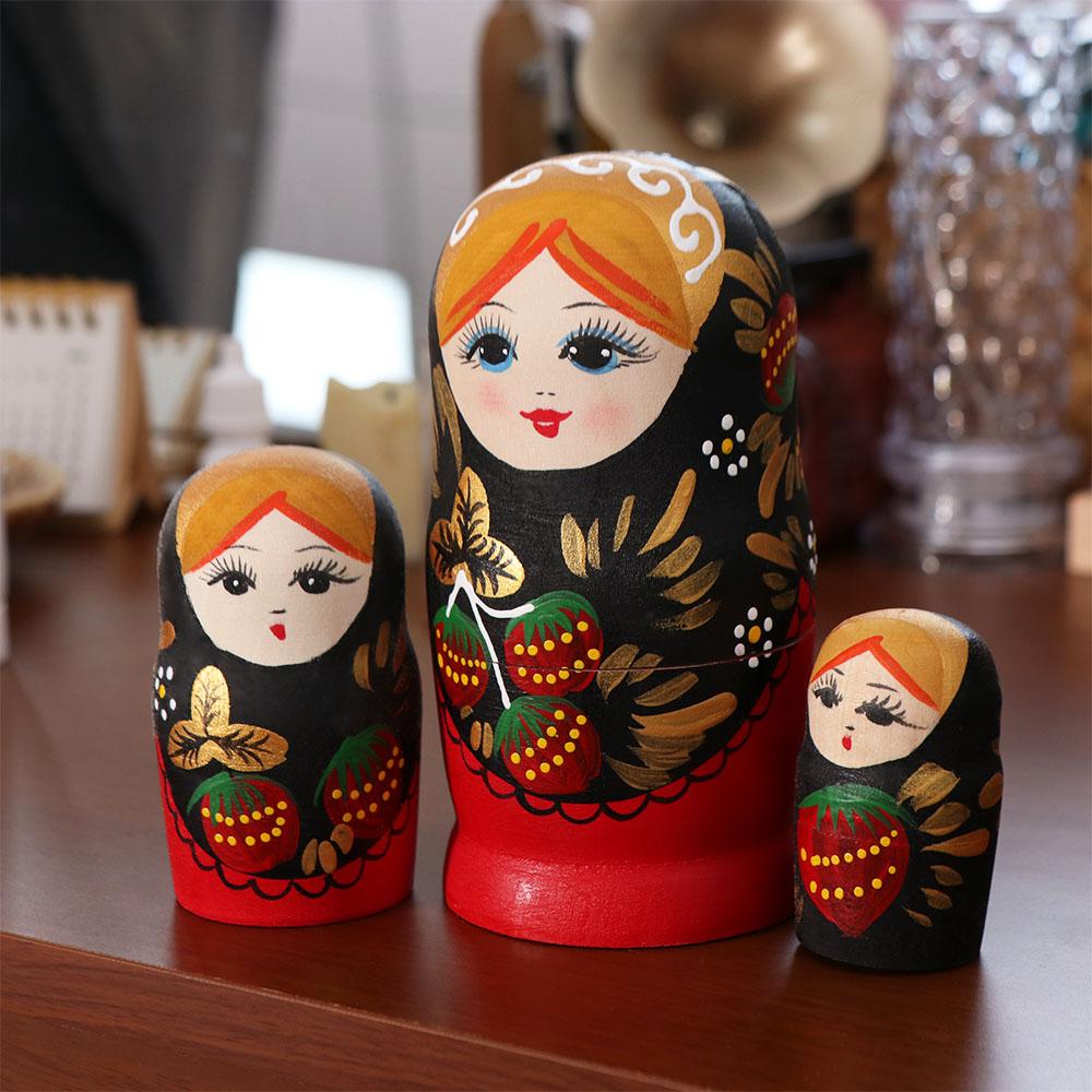 Strawberry Girls Matryoshka Doll 5 Layers Russian Nesting Doll Classic Nesting Dolls Birthday Gift