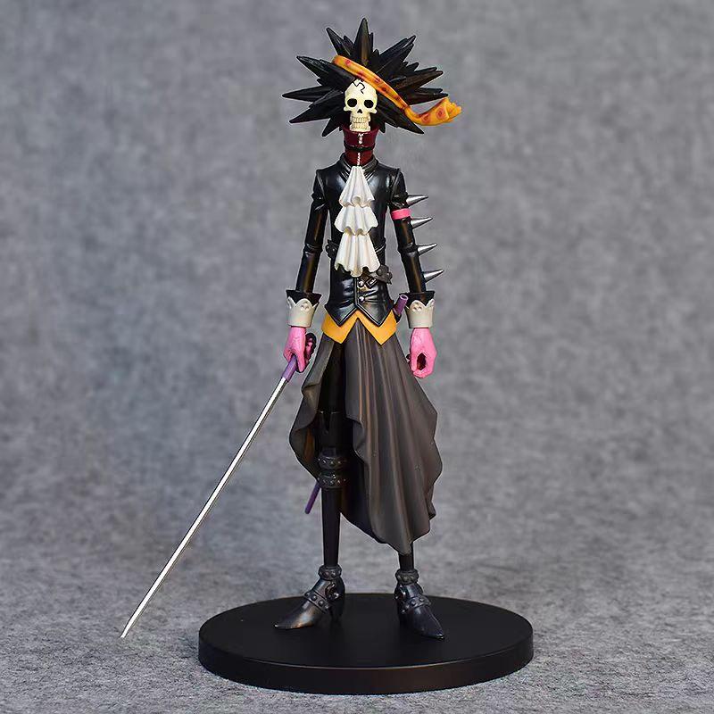 Cartoon Anime One Piece Battle Form Shanks Brooker Trafalgar Law Figures Toys Model Collect Statue Doll Decoration Gift