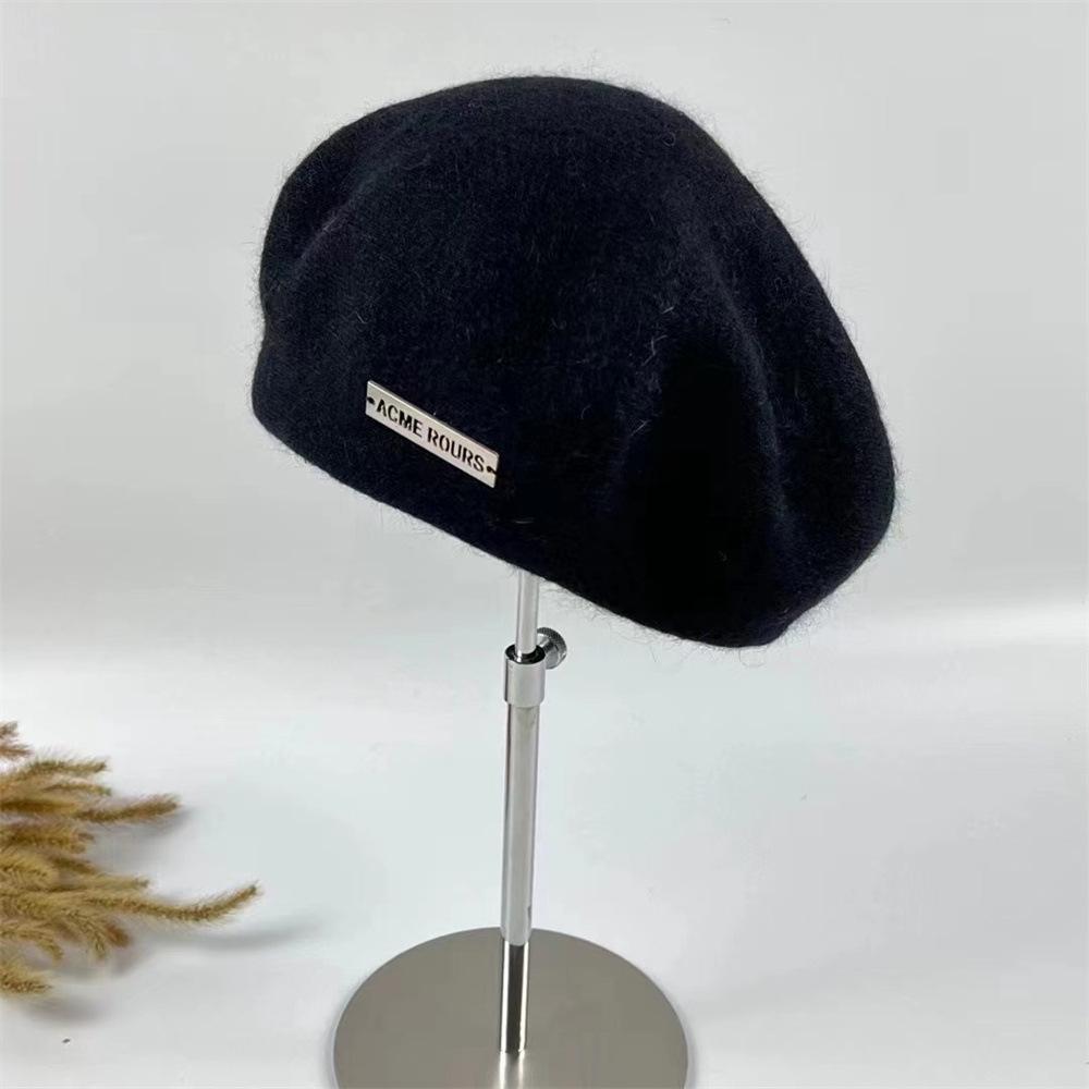 

Сладкий берет женский осенне-зимний кроличий мех черная шляпа художника теплая для покупок милое лицо маленький эластичный обхват головы Adult (55-58cm) чёрный