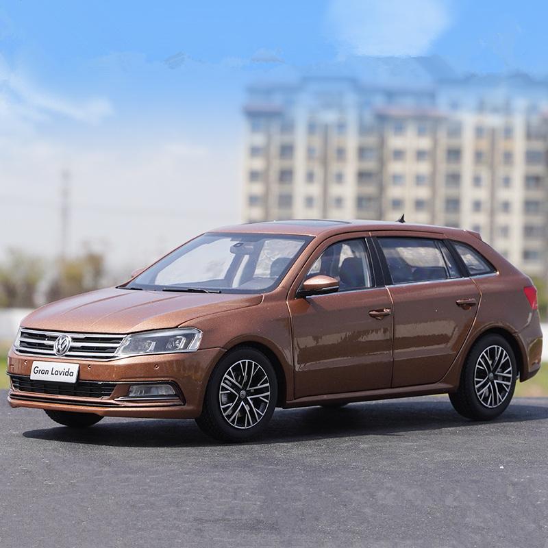 TCFJN1 1:18 VW Gran Lavida Alloy Car Model Diecast Metal Hatchback Vehicle Car Model High Simulation Collection Kid Toy Gift Decoration