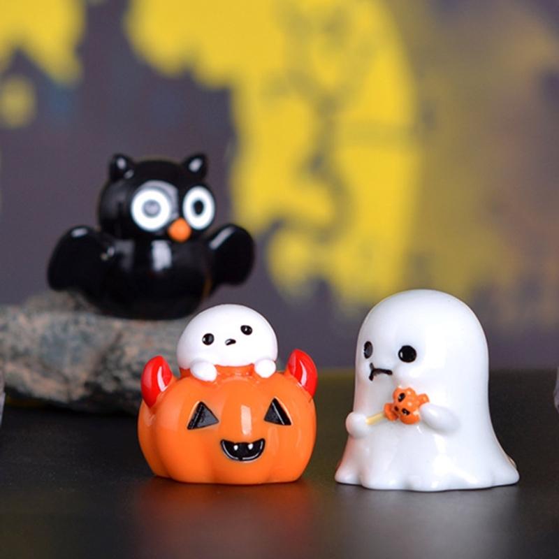 Resin Decorative Pumpkin Ghost Figurine Colorful Halloween Theme for Home and Office