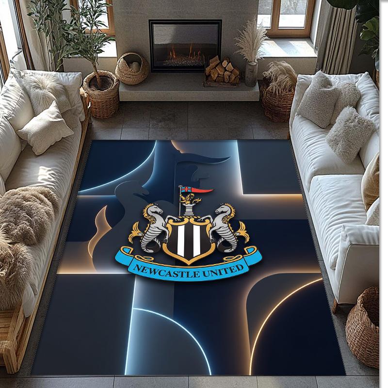 Tappeto in Velluto di Cristallo con Stampa di Calcio del Newcastle United, Comodo Assorbente d'Acqua Antiscivolo Tappeto per Pavimento Interno