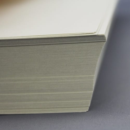 KOKUYO Kopipapir A4 Lite hvitt resirkulert papir 500 ark PPC-papir Vanlig papir KB-SS39