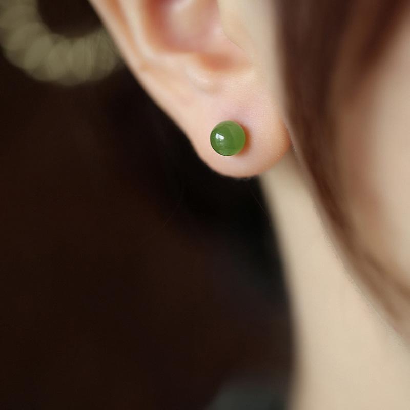 Natural Hetian Jade Green Ear Studs Simple Luxury Sense Earrings For Women Light Luxury Suitable For Daily Wear Party Jewelry
