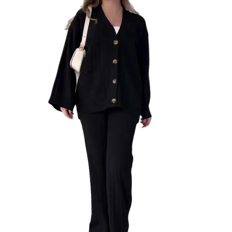 Autumn 2025 European & American Solid Color Loose Knit Sweater Versatile Women's Two-Piece Set