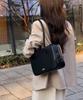 Tooamo Mellow Classic Shoulder Bag Black
