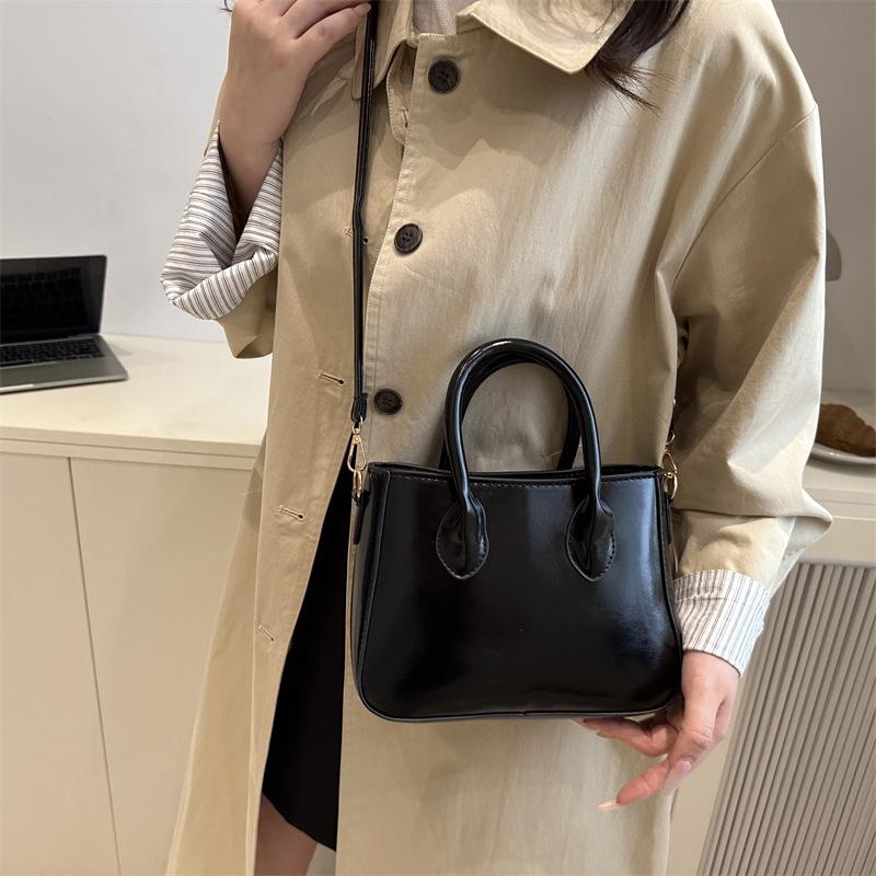 Simple Pu Leather Shoulder Bags for Women Solid Color Vintage Ladies Crossbody Bag Versatile Female Handbags Small Tote Purse