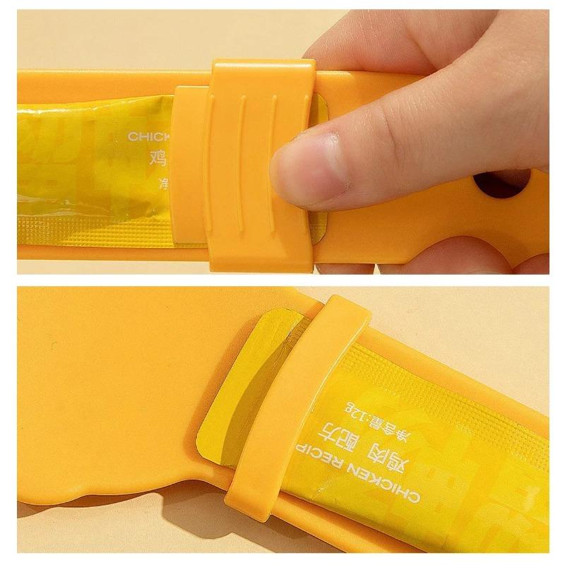 Anti-Spill Cat Treat Spoon, Food-Grade ABS, 27cm Length, Easy Squeeze Design, 2 Colors