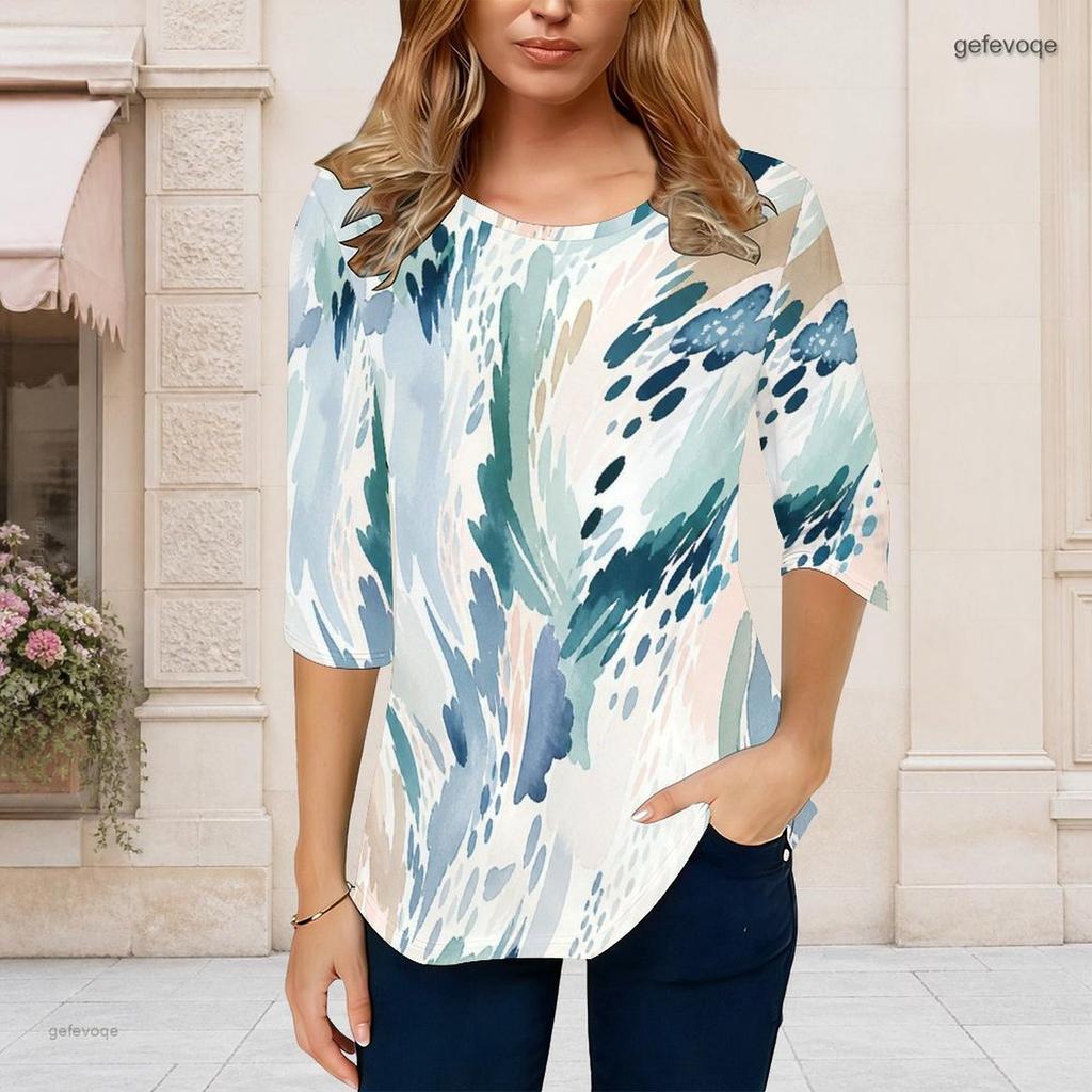 Women Plus Size Round Neck Elbow Length Multicolor Printed Curved Hem T Shirt