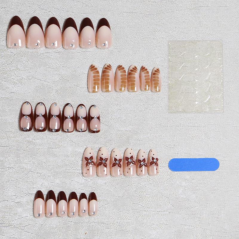 European & American 3D Gradient Maple Leaf Almond Wearable Nail Tips