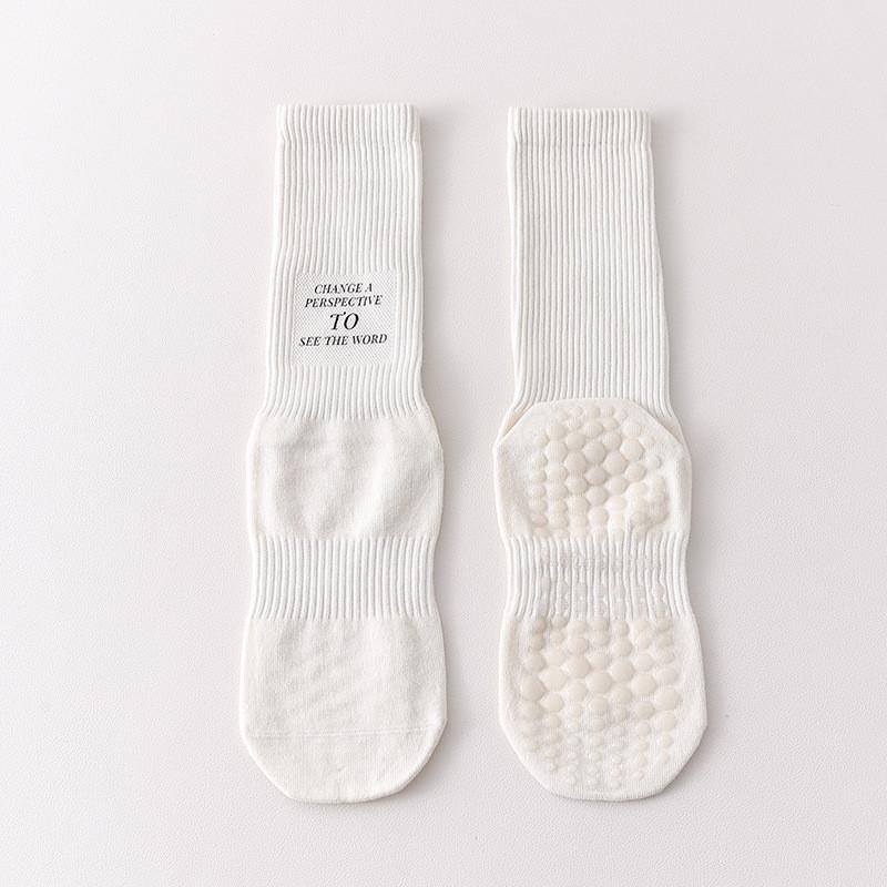 Womens Non Slip Professional Yoga Socks Dopamine Color Mid Calf Sock For Pilates Fitness Jumping Rope Running Dance Training Sports