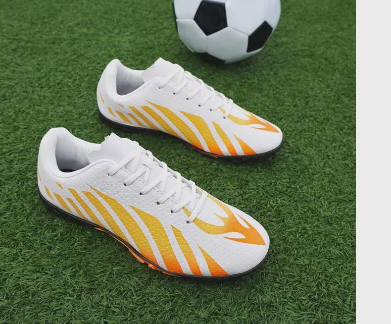 Youth Low-Top Long Spikes Leather Football Shoes