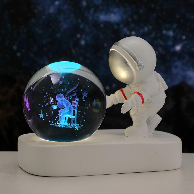 Cross-Border Astronaut Night Light: Starry Sky Crystal Ball with Luminous Base - Perfect Holiday Souvenir and Desktop Ornament.