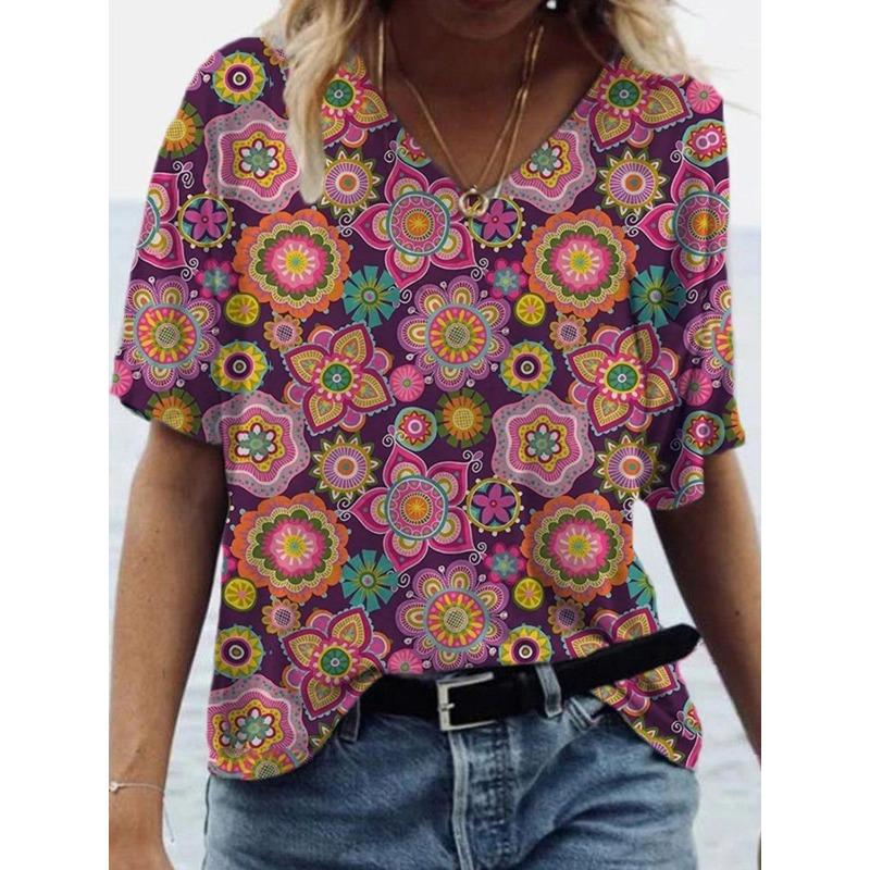 Summer V-neck Ethnic Style Retro 3D Printed Top Fashionable Casual Short Sleeved Women's T-shirts
