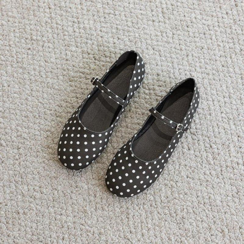 Low-cut Single Shoe - New Style Women s Flat Platform Shoes with Round Toe and One-piece Design 35 чёрный