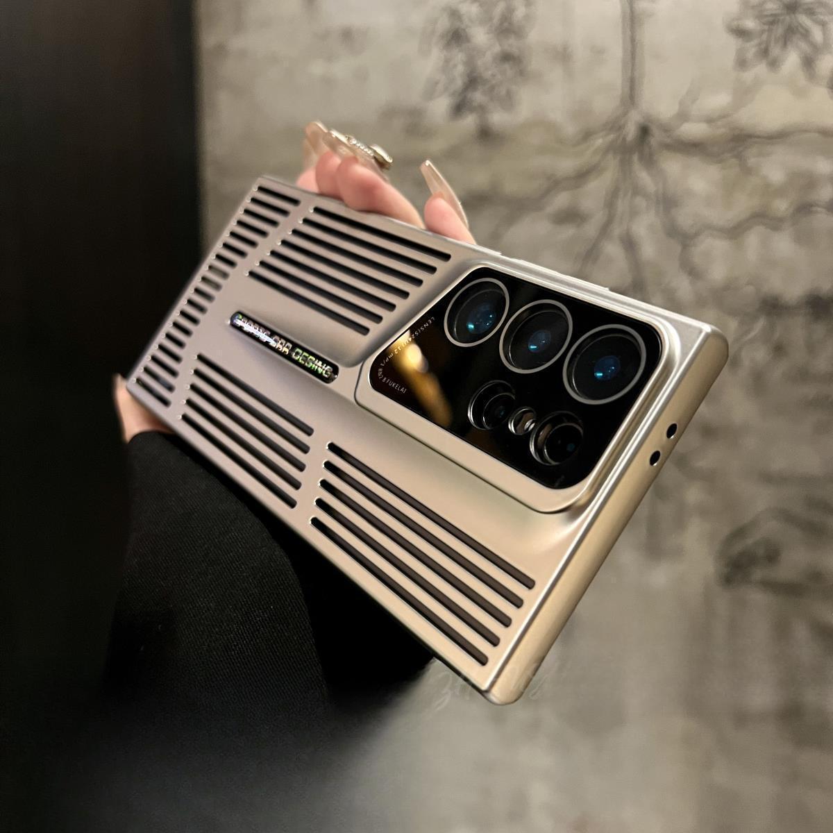 

Охлаждение лезвия Чехол для мобильного телефона Samsung S24 Ultra Гальваническое покрытие Подходит для S23plus Advanced Sense S22 Чехол с полной защитой Samsung S22Ultra серебряный