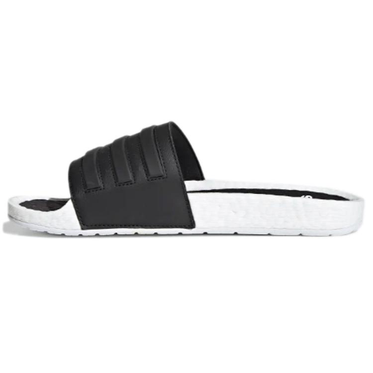 

новые Adidas Adilette Boost Белый облачный / Основной черный 36.5