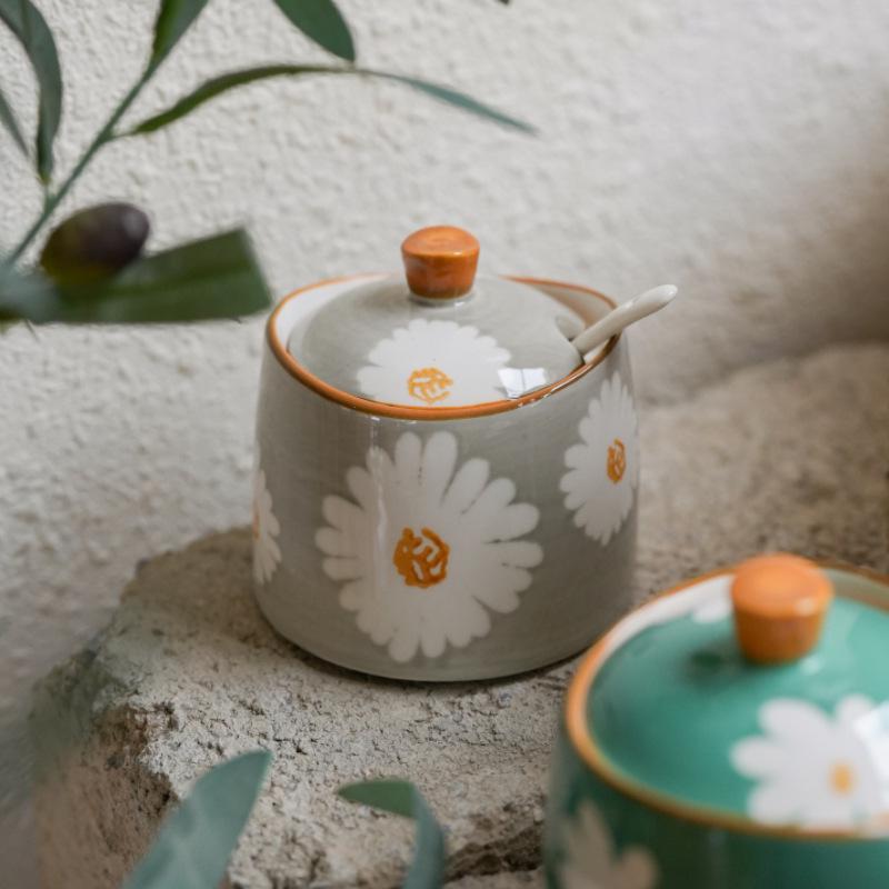 Luxurious High-Value Ceramic Seasoning Jars: Heat-Resistant Lard, Chili Oil, Sugar & Salt Containers for Home Kitchen.