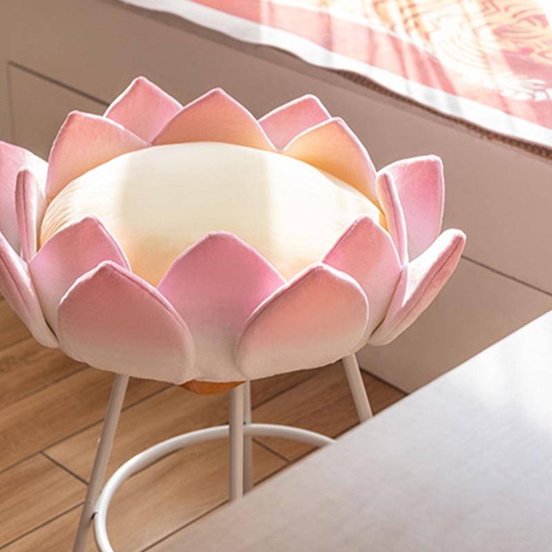 Cuscino Peluche Fiore di Loto Per Buona Fortuna e Comfort