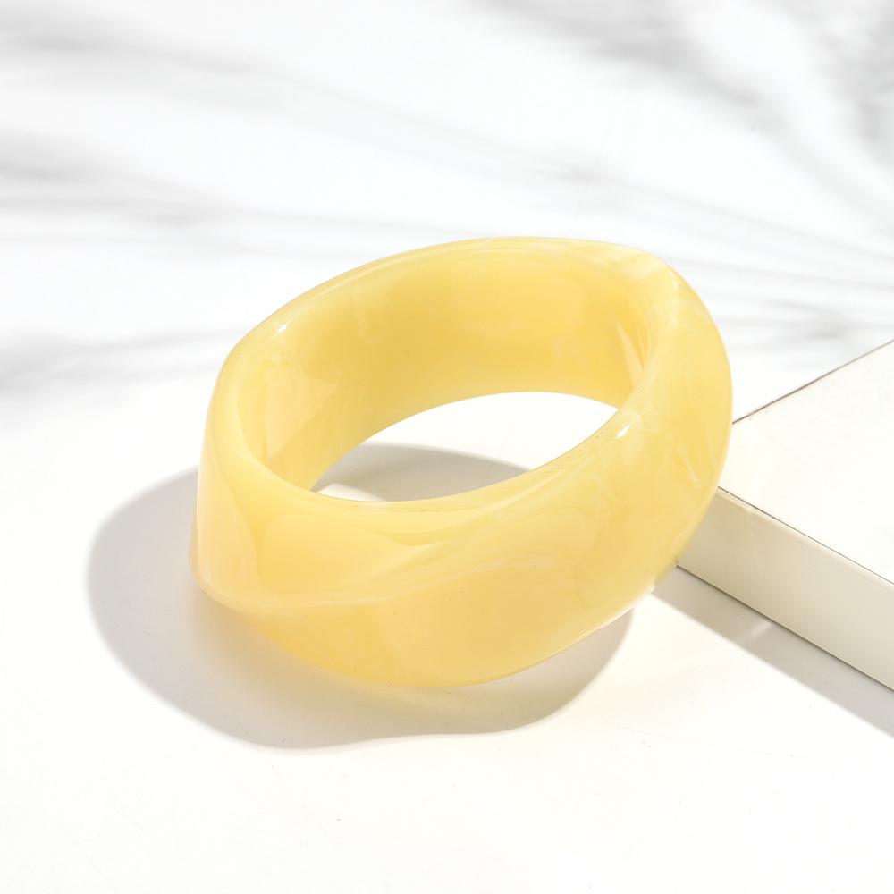 Trendy Thick Acrylic Irregular Bangle for Women Retro Dual Color Geometric Wide Cuff Bracelets Boho Fashion Jewelry Gift